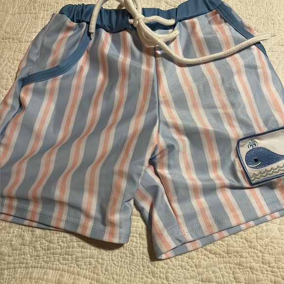 Matching brother set 🐳 - Picture 3 of 3